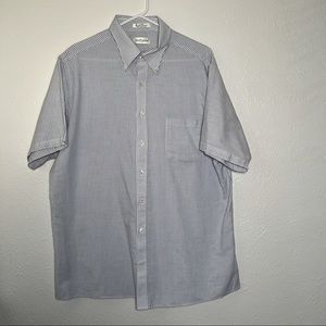 Van Heusen Stripped Mens Short Sleeve Shirt